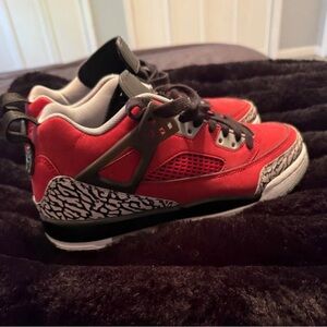 Jordan Spizike Low Sneakers